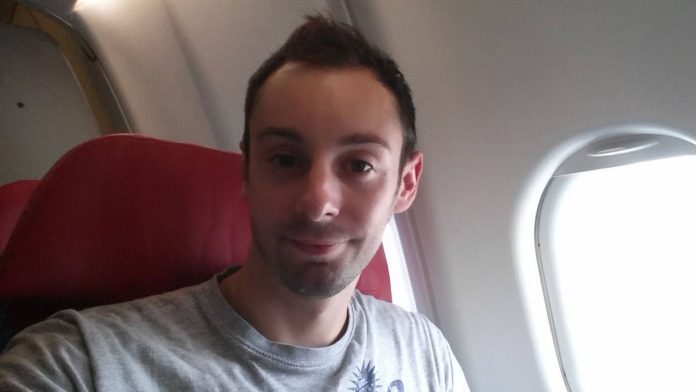 Solo Travelers Considering Hair Transplants in Turkey