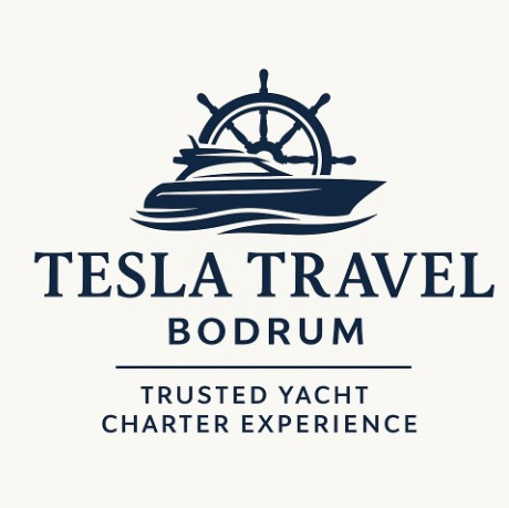 Tesla Travel Bodrum ile günlük ve haftalık lüks yat kiralama deneyimi yaşayan misafirler, motoryat, gulet ve speedboat charter hizmetleriyle Bodrum koylarında, Yunan adalarında ve VIP deniz tatillerinde premium yacht charter konforunu deneyimliyor.
