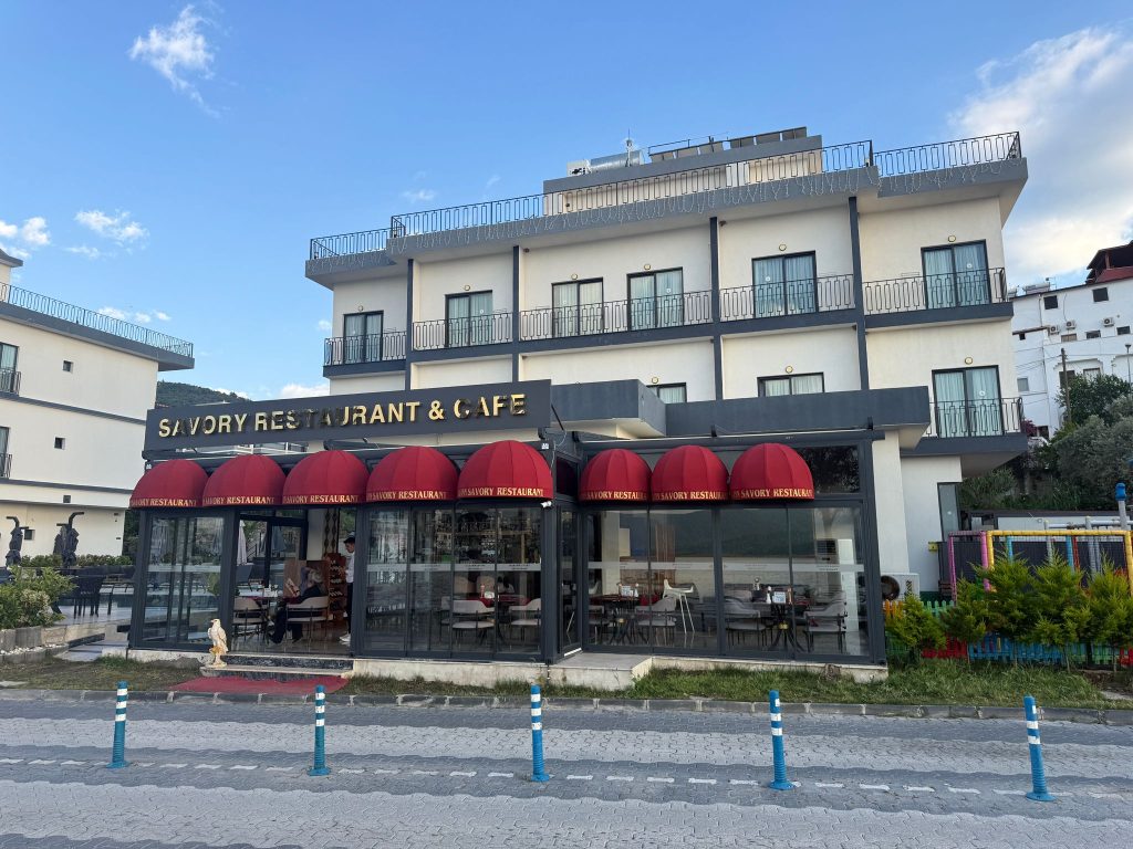 Where to Eat & Drink in Güllük