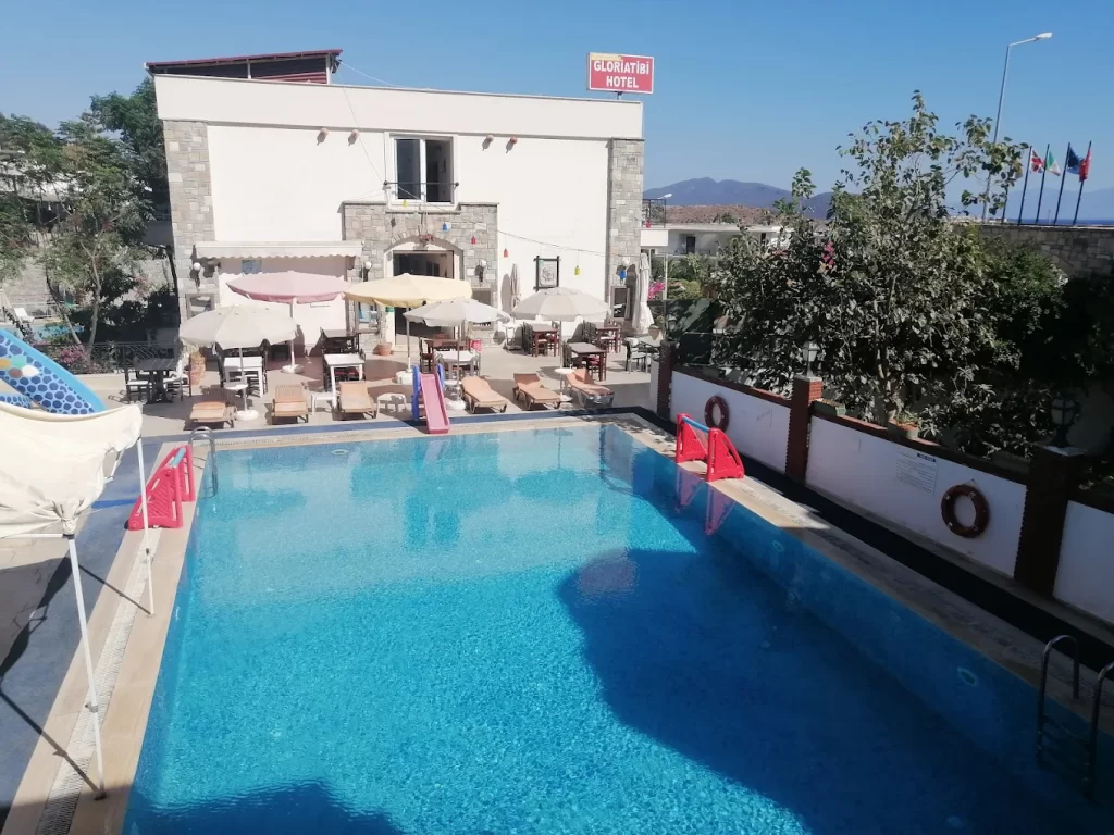 Gloria Tibi Hotel