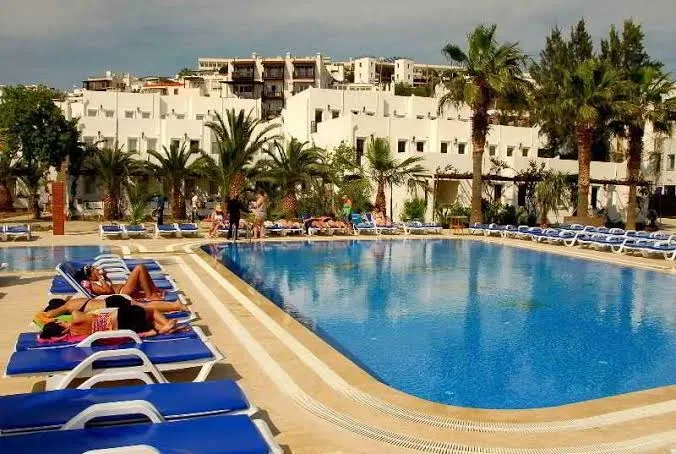 Nagi Beach Gümbet Bodrum