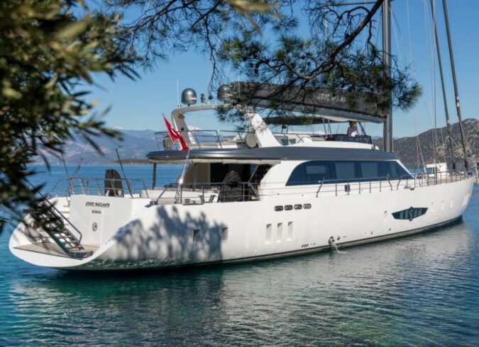 39 Meter VIP Yacht Charter in Turkey