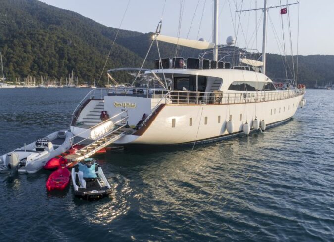 40 Meter VIP Yacht Charter in Turkey