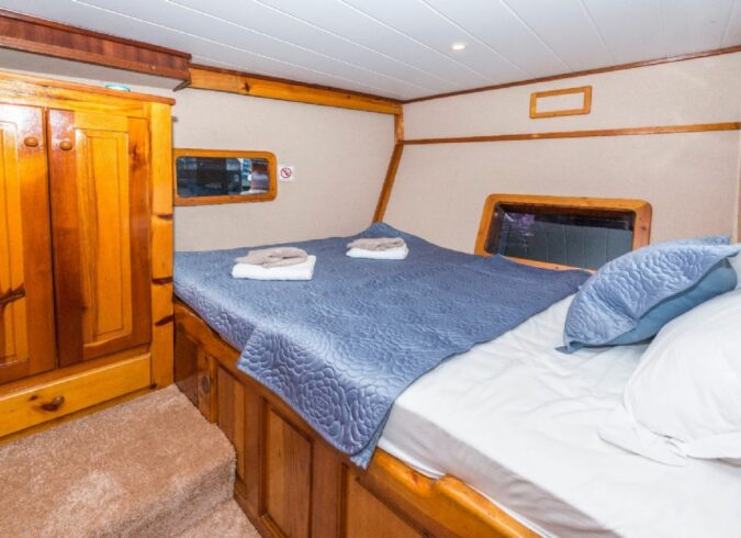 Blue Cruise with Our 25 Meter Ketch