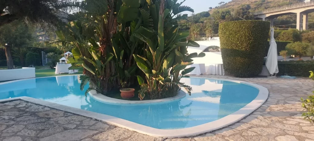 Edem Garden Residence Mykonos - Boutique Aparthotel Pool and Garden in Platis Gialos